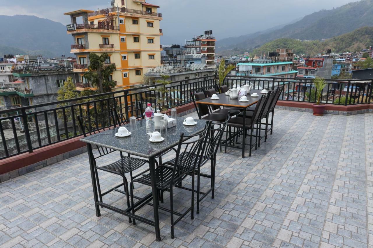 Hotel Blue Magnet Pokhara Exterior foto